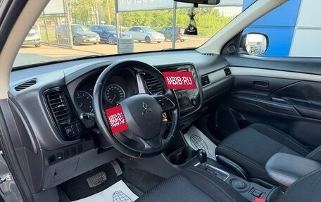 Mitsubishi Outlander III рестайлинг 3, 2016 год, 1 497 000 рублей, 11 фотография