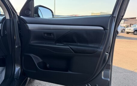 Mitsubishi Outlander III рестайлинг 3, 2016 год, 1 497 000 рублей, 17 фотография