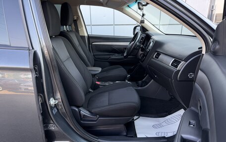 Mitsubishi Outlander III рестайлинг 3, 2016 год, 1 497 000 рублей, 13 фотография