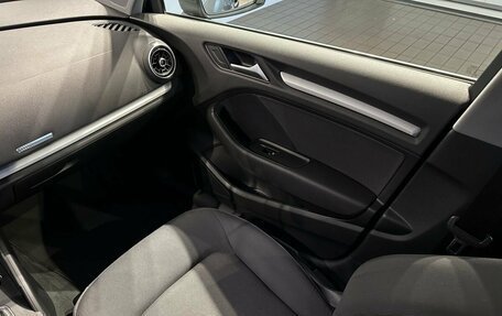 Audi A3, 2019 год, 1 920 000 рублей, 29 фотография