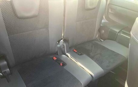 Toyota Voxy III, 2021 год, 1 800 000 рублей, 19 фотография