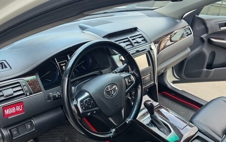 Toyota Camry, 2016 год, 2 650 000 рублей, 7 фотография