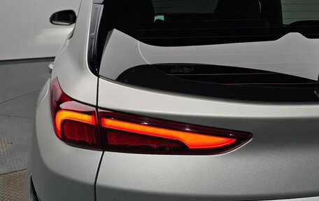 Hyundai Kona I, 2022 год, 1 390 222 рублей, 6 фотография