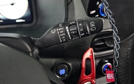 Hyundai Kona I, 2022 год, 1 390 222 рублей, 11 фотография