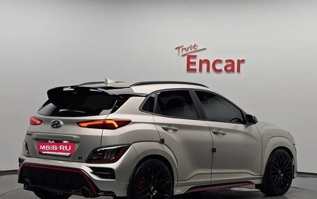 Hyundai Kona I, 2022 год, 1 390 222 рублей, 4 фотография
