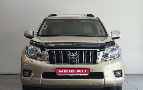 Toyota Land Cruiser Prado 150 рестайлинг 2, 2010 год, 2 600 000 рублей, 2 фотография