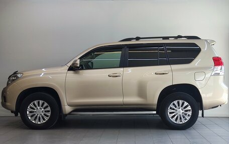 Toyota Land Cruiser Prado 150 рестайлинг 2, 2010 год, 2 600 000 рублей, 8 фотография