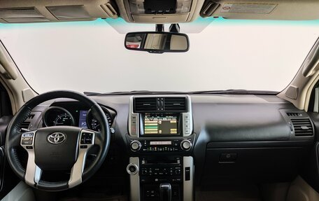 Toyota Land Cruiser Prado 150 рестайлинг 2, 2010 год, 2 600 000 рублей, 9 фотография