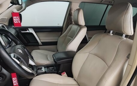 Toyota Land Cruiser Prado 150 рестайлинг 2, 2010 год, 2 600 000 рублей, 15 фотография