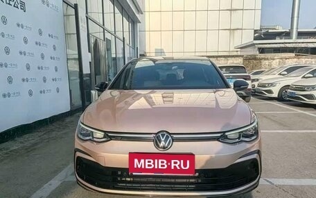 Volkswagen Golf VIII, 2021 год, 1 530 400 рублей, 2 фотография