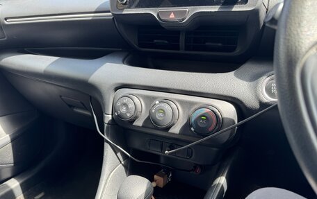 Toyota Yaris, 2020 год, 1 000 000 рублей, 5 фотография