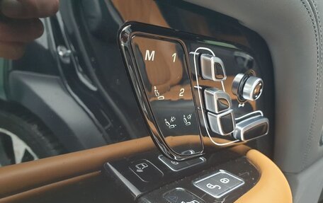 Land Rover Range Rover IV рестайлинг, 2018 год, 8 000 000 рублей, 14 фотография