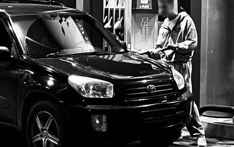 Toyota RAV4, 2002 год, 620 000 рублей, 2 фотография