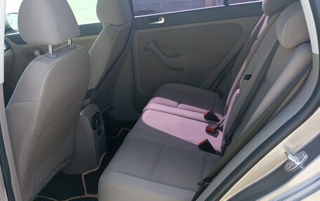 Volkswagen Golf Plus II, 2011 год, 650 000 рублей, 7 фотография