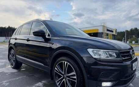 Volkswagen Tiguan II, 2017 год, 2 300 000 рублей, 3 фотография