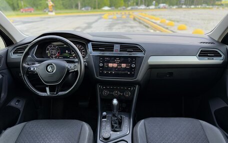 Volkswagen Tiguan II, 2017 год, 2 300 000 рублей, 10 фотография