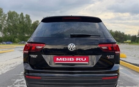Volkswagen Tiguan II, 2017 год, 2 300 000 рублей, 2 фотография