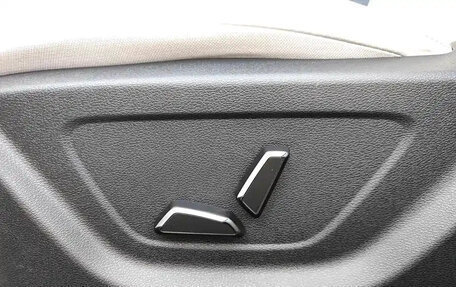 Geely Emgrand, 2022 год, 1 015 000 рублей, 13 фотография