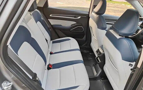 Geely Emgrand, 2022 год, 1 015 000 рублей, 22 фотография