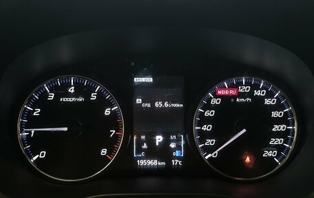 Mitsubishi Outlander III рестайлинг 3, 2016 год, 1 650 000 рублей, 16 фотография