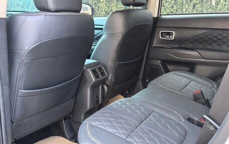 Mitsubishi Outlander III рестайлинг 3, 2022 год, 1 790 003 рублей, 11 фотография