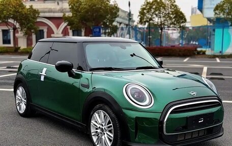 MINI Hatch, 2022 год, 2 302 000 рублей, 6 фотография