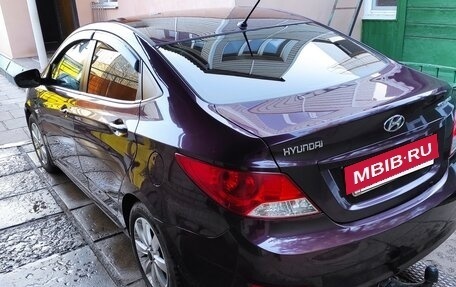 Hyundai Solaris II рестайлинг, 2012 год, 800 000 рублей, 5 фотография