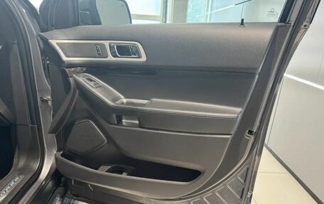 Ford Explorer VI, 2012 год, 1 899 000 рублей, 21 фотография