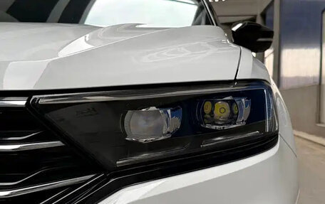 Volkswagen T-Roc I, 2022 год, 1 470 004 рублей, 23 фотография