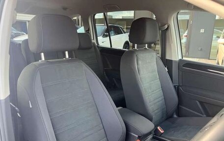 Volkswagen Sharan II, 2020 год, 1 392 000 рублей, 9 фотография