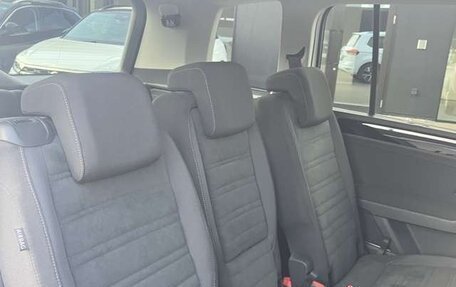 Volkswagen Sharan II, 2020 год, 1 392 000 рублей, 12 фотография