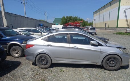 Hyundai Solaris II рестайлинг, 2012 год, 475 000 рублей, 2 фотография
