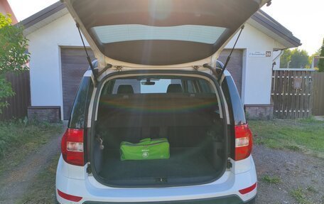 Skoda Yeti I рестайлинг, 2017 год, 1 200 000 рублей, 8 фотография