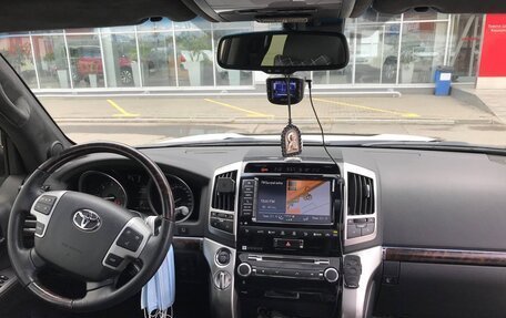 Toyota Land Cruiser 200, 2014 год, 4 999 999 рублей, 11 фотография