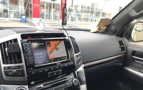 Toyota Land Cruiser 200, 2014 год, 4 999 999 рублей, 16 фотография