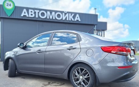 KIA Rio III рестайлинг, 2016 год, 830 000 рублей, 2 фотография