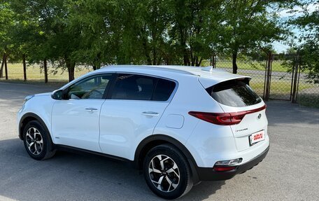 KIA Sportage IV рестайлинг, 2020 год, 2 450 000 рублей, 4 фотография