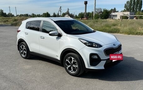 KIA Sportage IV рестайлинг, 2020 год, 2 450 000 рублей, 2 фотография