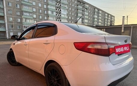 KIA Rio III рестайлинг, 2013 год, 845 000 рублей, 5 фотография