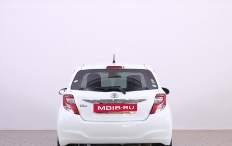 Toyota Vitz, 2016 год, 1 129 000 рублей, 6 фотография