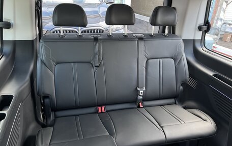 Hyundai Staria, 2025 год, 8 990 000 рублей, 11 фотография