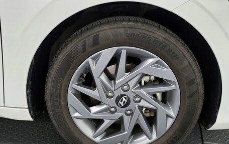 Hyundai Avante, 2023 год, 1 420 000 рублей, 5 фотография