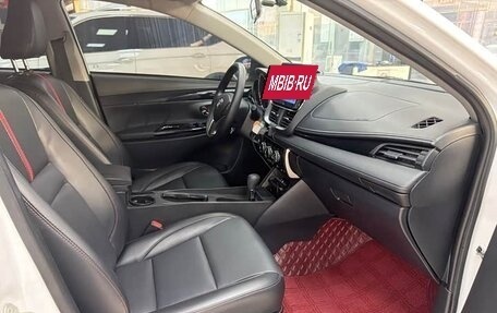 Toyota Yaris XP150 рестайлинг, 2022 год, 1 197 009 рублей, 4 фотография