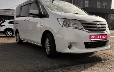 Nissan Serena IV, 2011 год, 1 200 000 рублей, 2 фотография