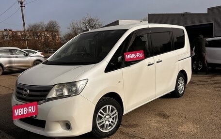 Nissan Serena IV, 2011 год, 1 200 000 рублей, 3 фотография