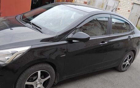 Hyundai Solaris II рестайлинг, 2016 год, 1 050 000 рублей, 8 фотография
