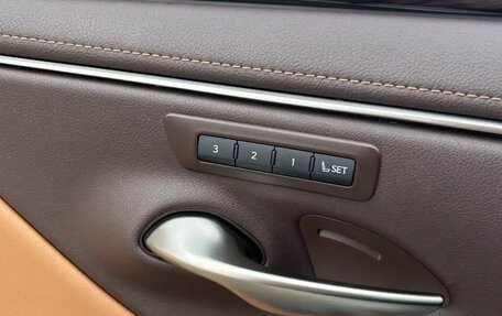 Lexus ES VII, 2021 год, 4 215 000 рублей, 12 фотография