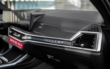 BMW X7, 2025 год, 13 980 000 рублей, 10 фотография