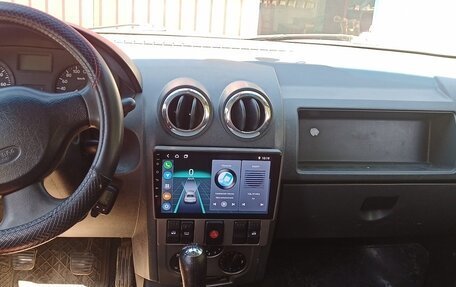 Renault Logan I, 2006 год, 200 000 рублей, 3 фотография