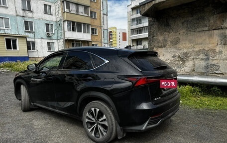 Lexus NX I, 2019 год, 3 500 000 рублей, 3 фотография